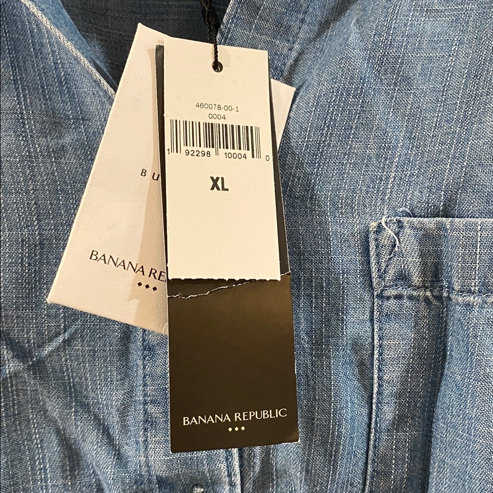 Banana Republic Light Blue Untucked Fit Chambray Shirt - Size XL - Picture 11 of 11